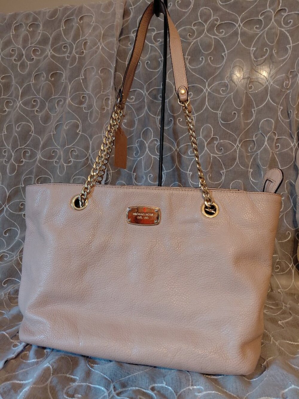 Michael Kors Teagan Large Leather Chain Tote shoulder purse Beige